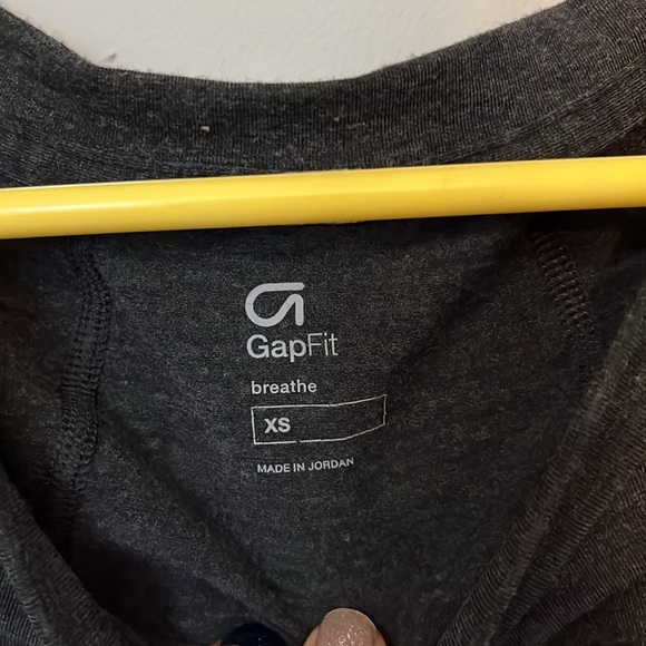 Lightly Worn GapFit Breathe ActiveWear - XS - Picture 2 of 5